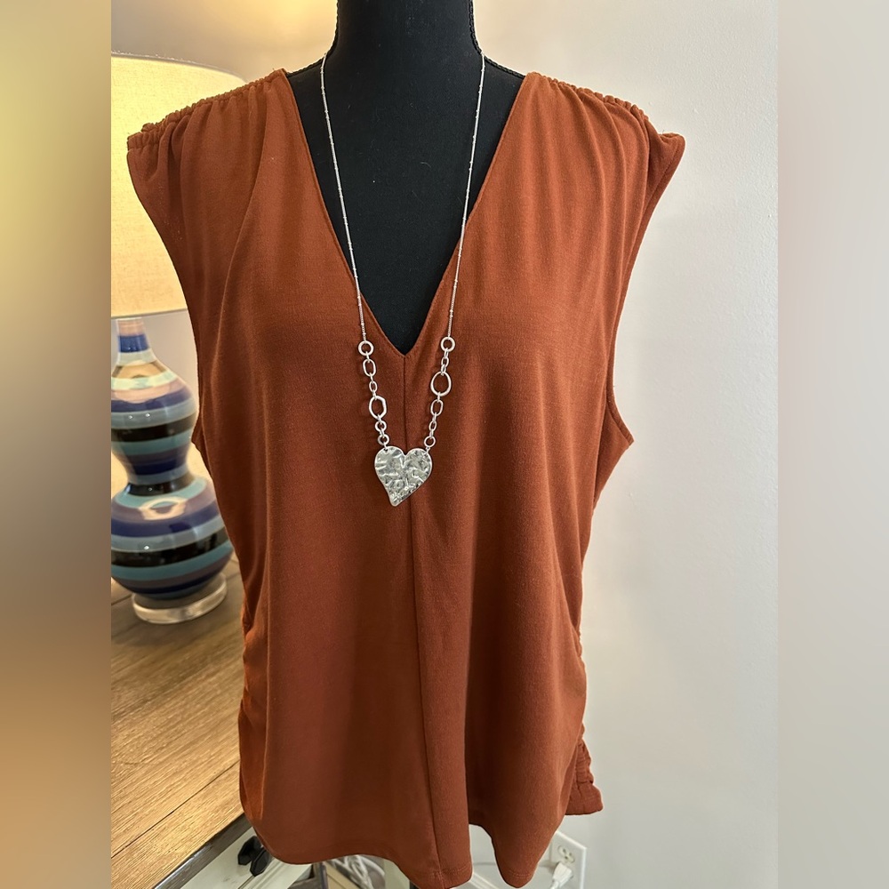 DKNY Rust Colored Sleeveless Top V-Neck Top - Size XL